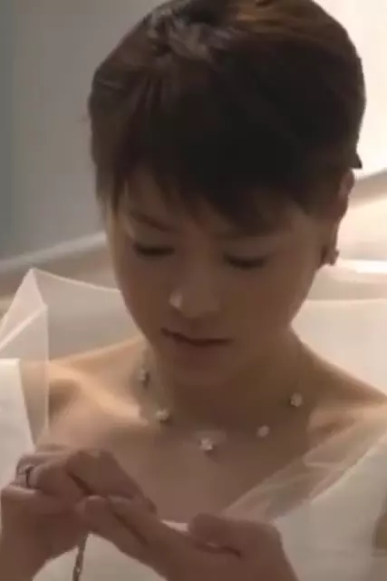 И миллион звёзд падает с небес